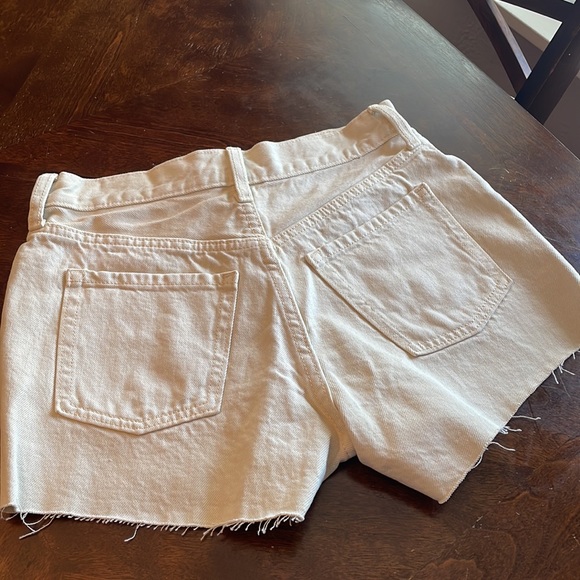 🍦NEW Off-White High-Rise Old Navy Shorts - Picture 3 of 6